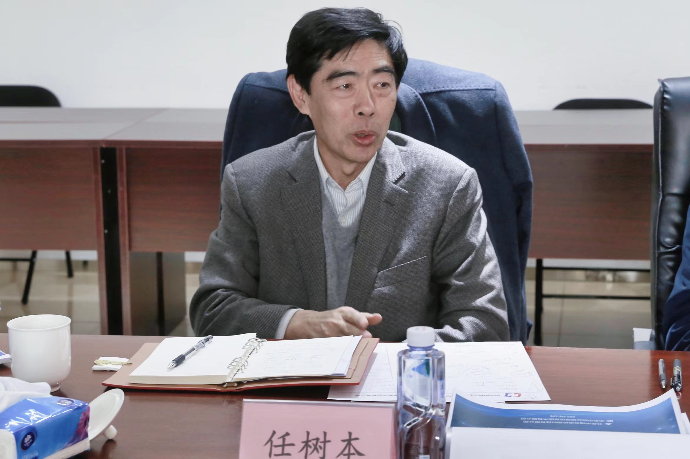 中國招標(biāo)投標(biāo)協(xié)會任樹本會長一行蒞臨中國招標(biāo)投標(biāo)公共服務(wù)平臺視察指導(dǎo)